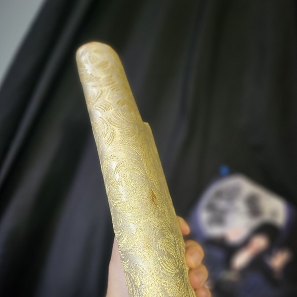 True Vintage Gold Clutch - Picture 5 of 5